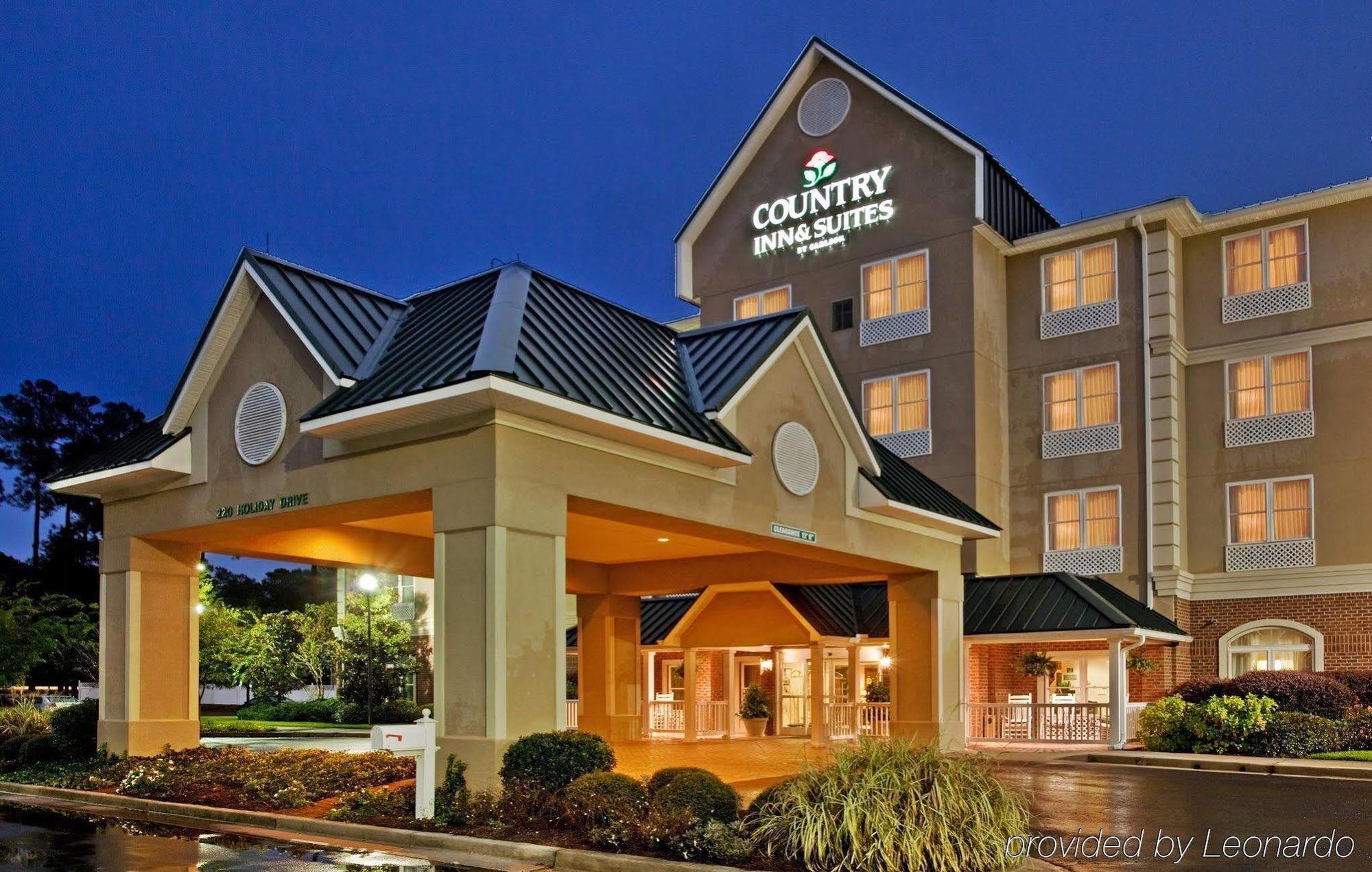 Spark By Hilton Summerville Luaran gambar